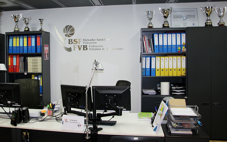 SECRETARIA